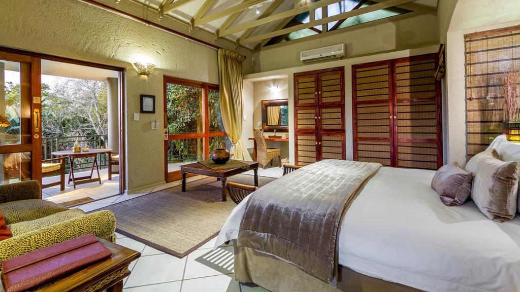 Joern'S Gaestehaus Mbombela Extérieur photo