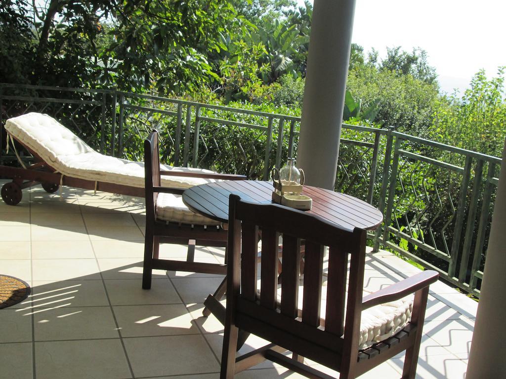 Joern'S Gaestehaus Mbombela Extérieur photo