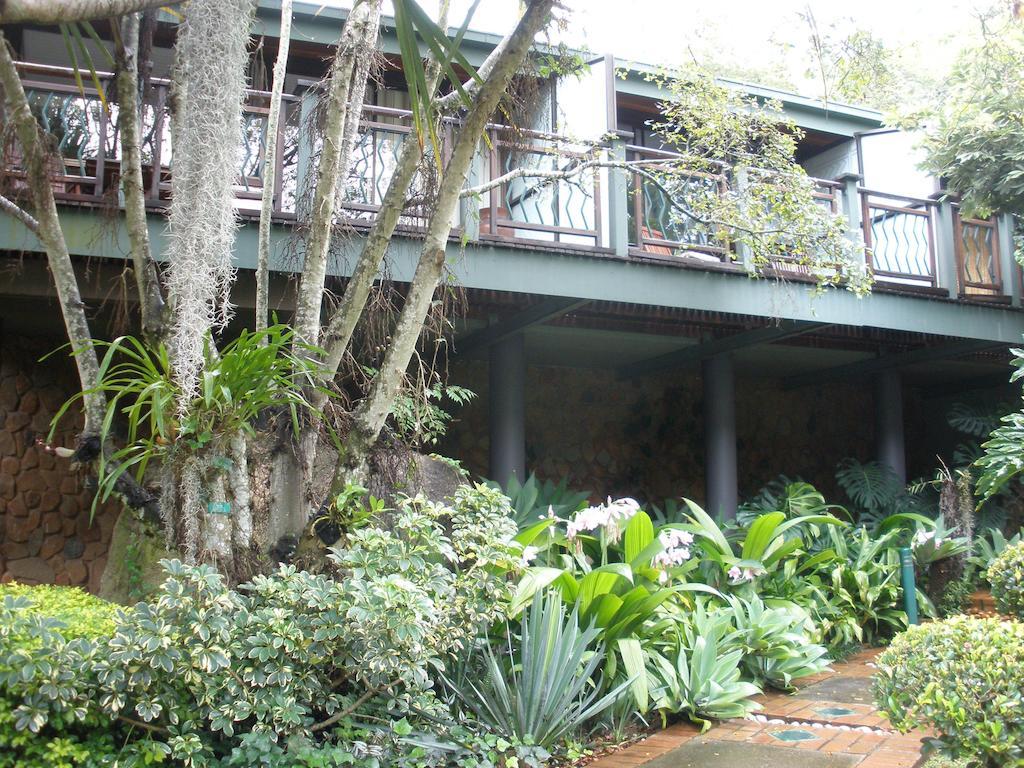 Joern'S Gaestehaus Mbombela Chambre photo